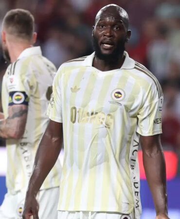 Fenerbahçe’de gözler Lukaku’da Aston Villa maçı öncesi takımdan ayrı çalıştı