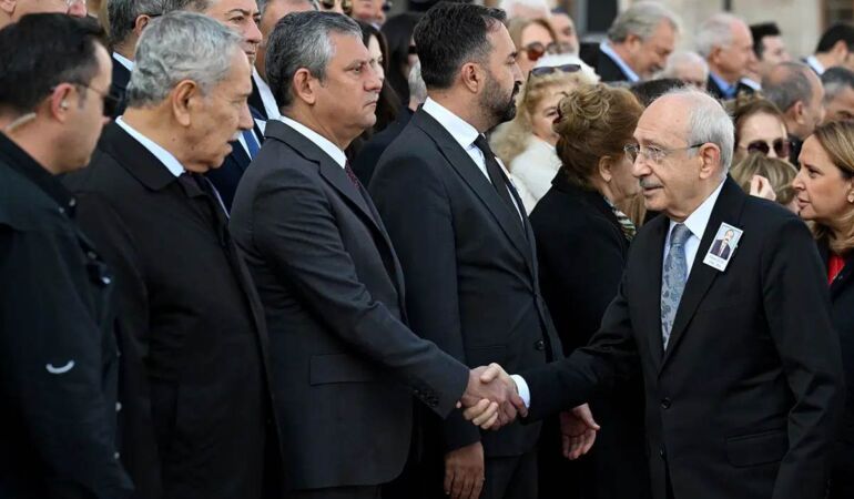 Hasan Gülay’ın cenaze töreninde Özel-Kılıçdaroğlu karşılaşması