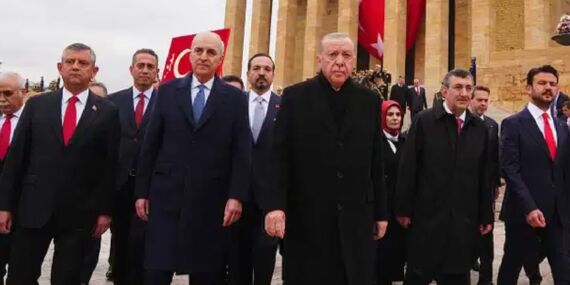 Cumhuriyet Bayramı’nda devlet erkanı Anıtkabir’de: Törenden dikkat çeken kareler