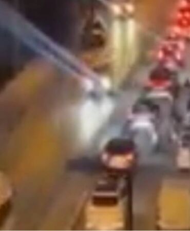 bayrampaşada yol çöktü