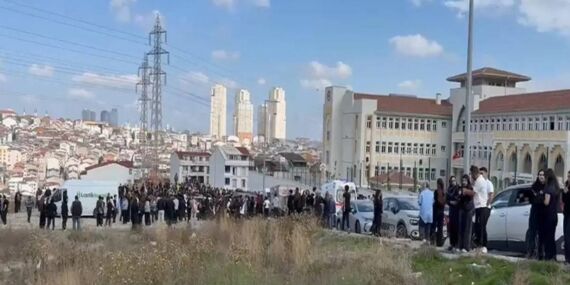 İstanbul Esenyurt’ta lisede bıçaklı kavga: 2 öğrenci yaralı